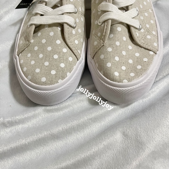 Torrid Natural Polka Dot Canvas Sneaker 9WW - Picture 3 of 12